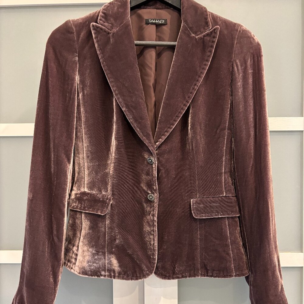 Tahari velvet blazer